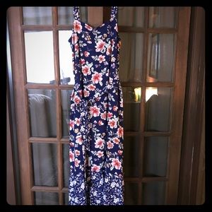 Women’s floral maxi dress